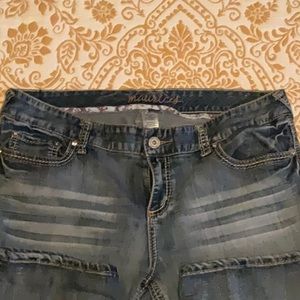 Women’s cropped jeans